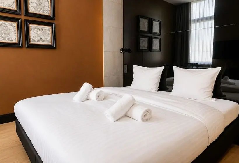Chambre Deluxe, Les Nuits