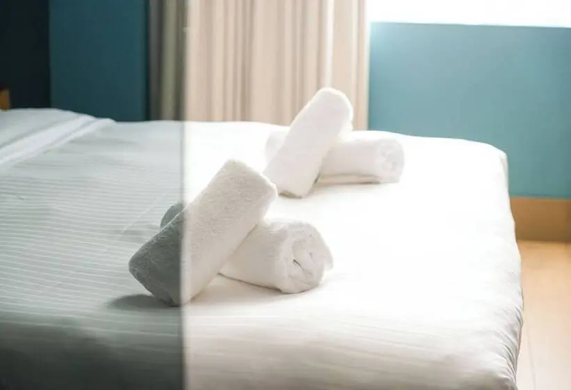 Chambre Standard, Les Nuits