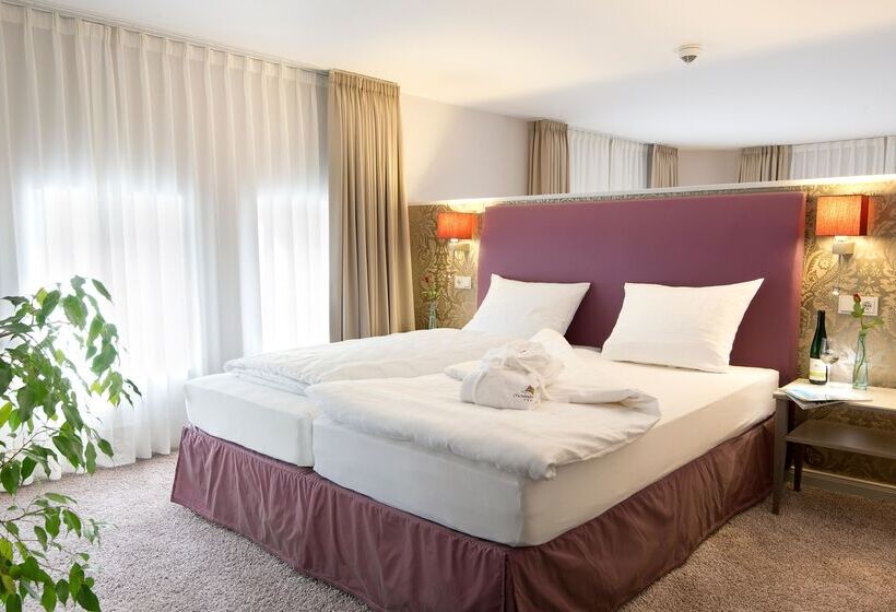 جناح, Moselschlösschen Spa & Resort