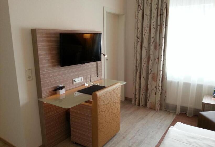 Номер Стандарт, Restaurant Itzumer Paß