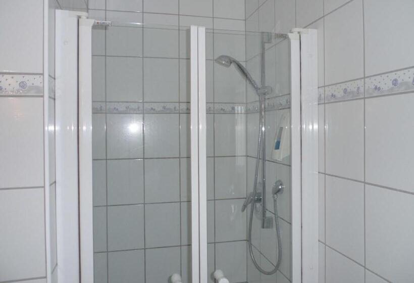 스탠다드 룸, Restaurant Zur Pfanne