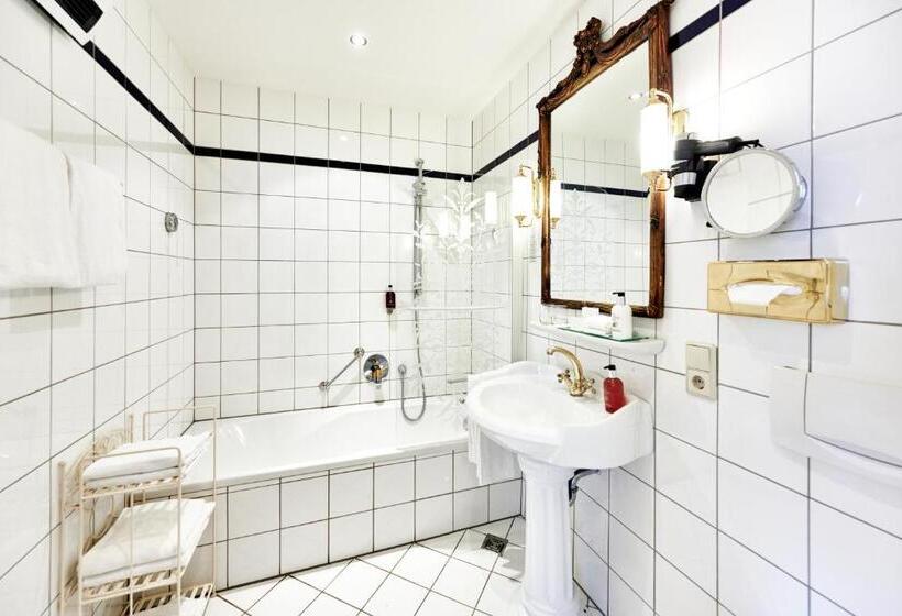 Полулюкс, Weinromantikhotel Richtershof