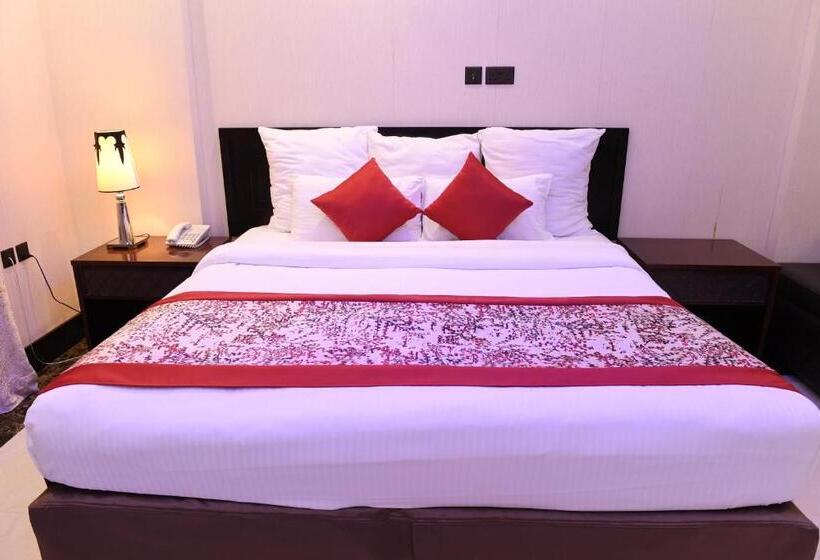 استودیوی استاندارد, Ista Suites Seef