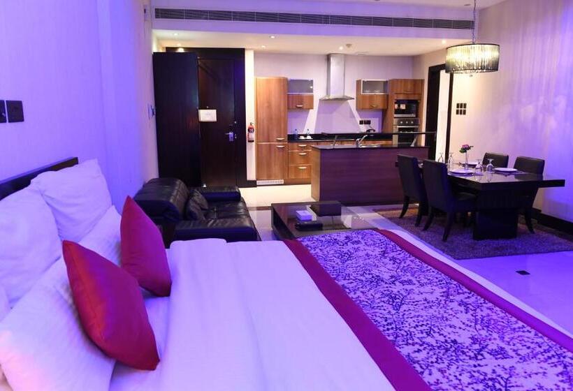 استودیوی استاندارد, Ista Suites Seef