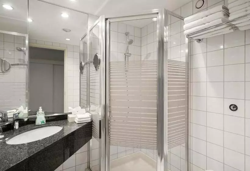 اتاق استاندارد سه نفره, Kirchers Park & Wellnesshotel Kaiserstuhl