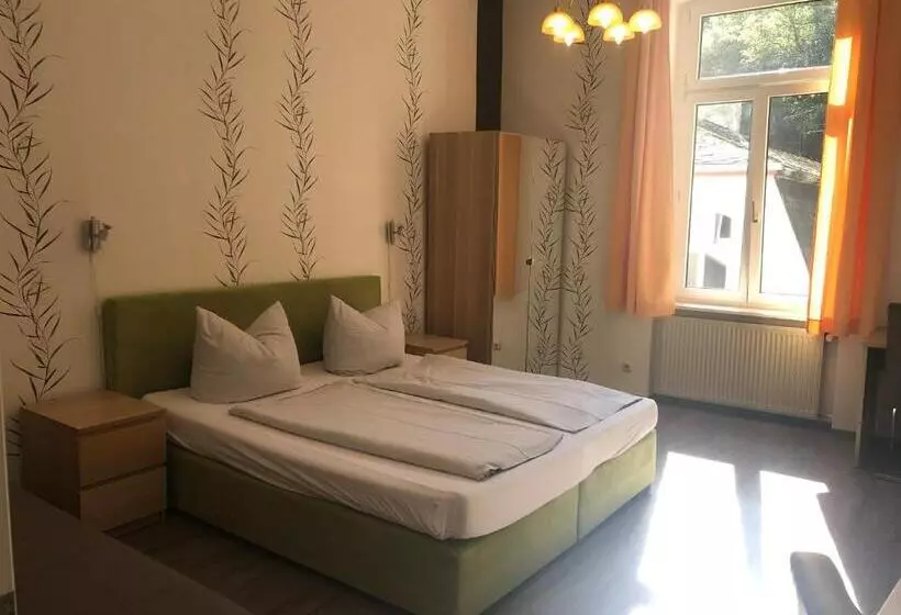 スタンダードトリプルルーム, Kurhotel Quellenhof