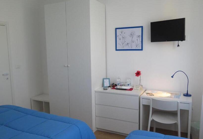 اتاق سوپریور سه تخته, Anconabed