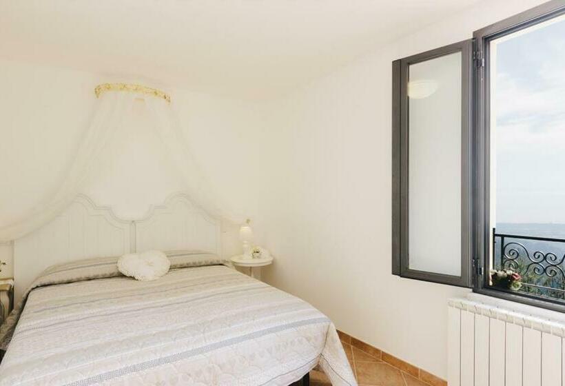 Quarto Deluxe, Ristorante Pintadera