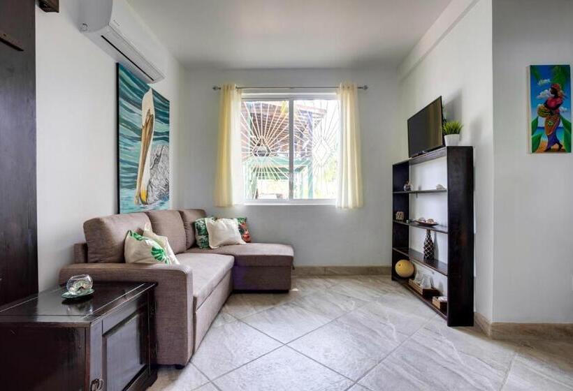 Апартаменты 1 Спальня с Террасой, Driftwood Gardens Guesthouse
