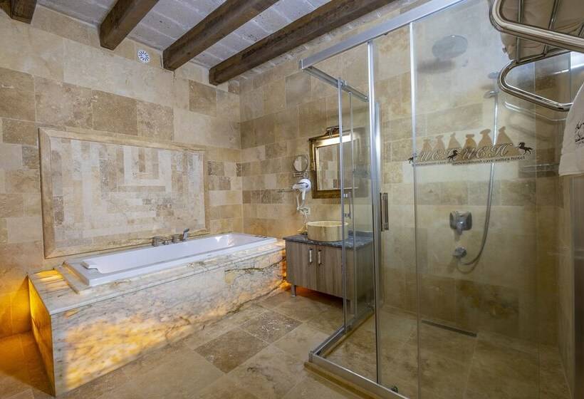 수피리어 룸, Underground Cave Suites