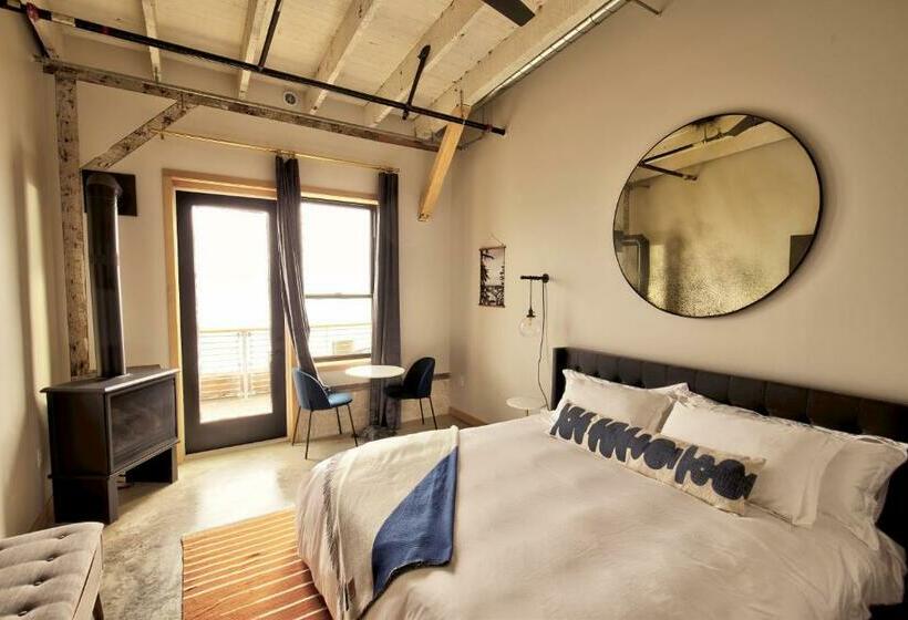 Студио Стандарт Кровать Кинг, Bowline