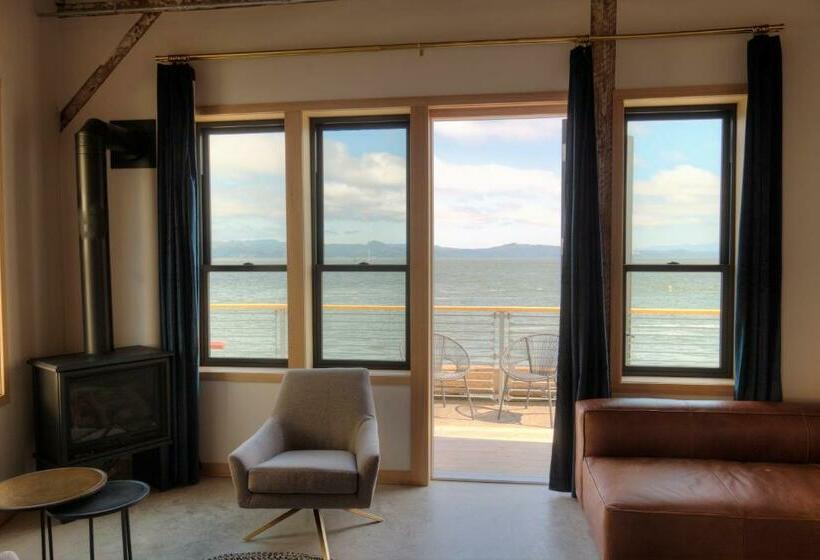 Люкс Кровать Кинг, Bowline