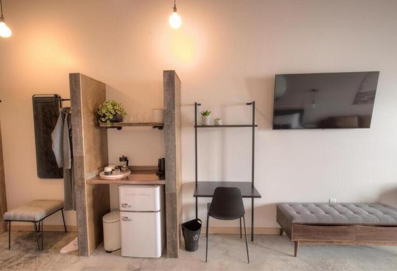 Студио Стандарт Кровать Кинг, Bowline