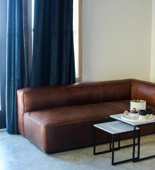 Люкс Кровать Кинг, Bowline