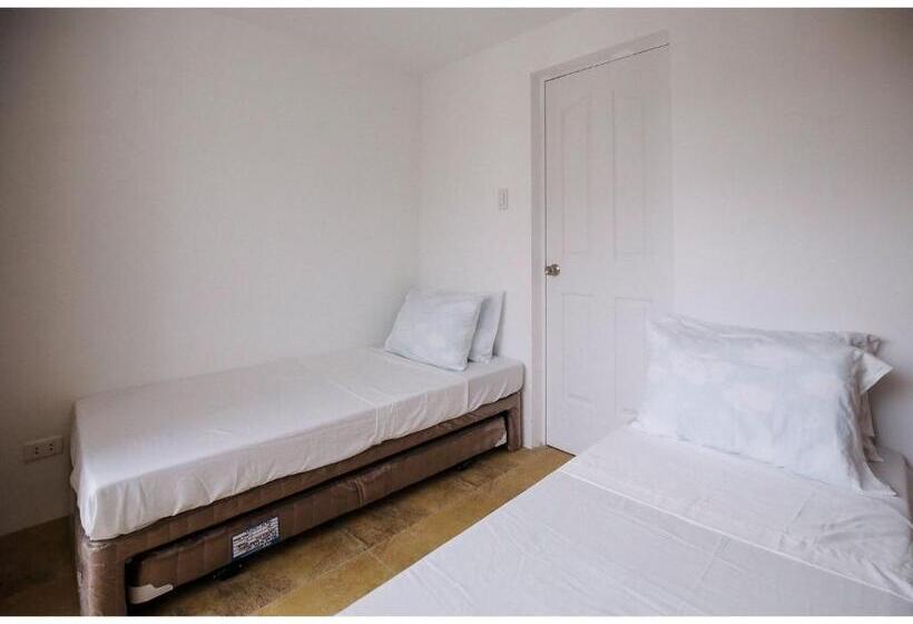 スタンダードルーム, Oyo 789 Abn Residences