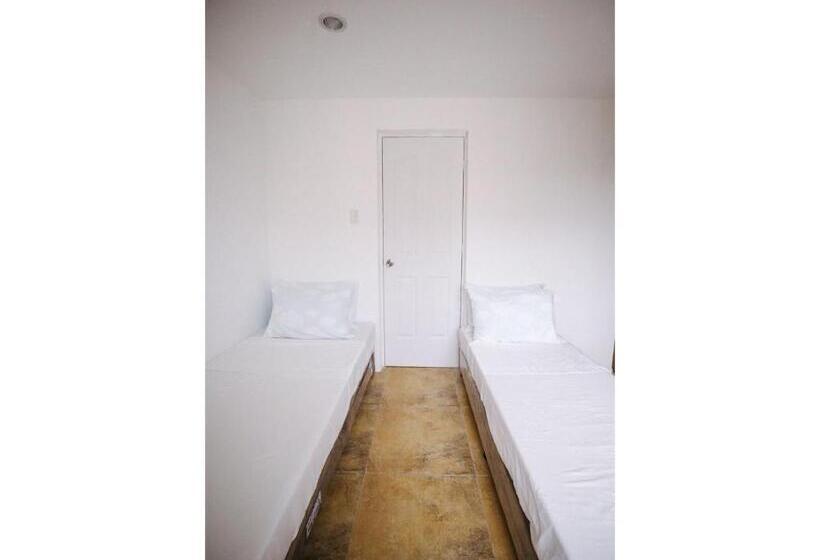 スタンダードルーム, Oyo 789 Abn Residences