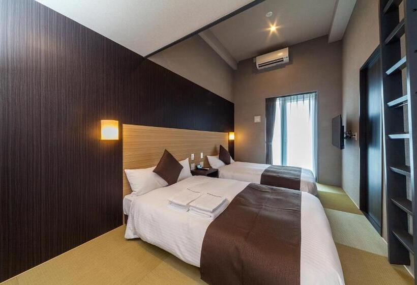 Номер Deluxe, Suite Hiroshima Hakushima