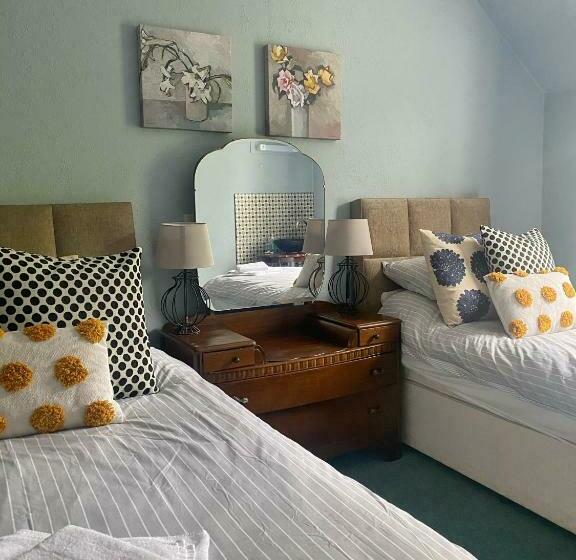 Семейный Номер, The Dornie