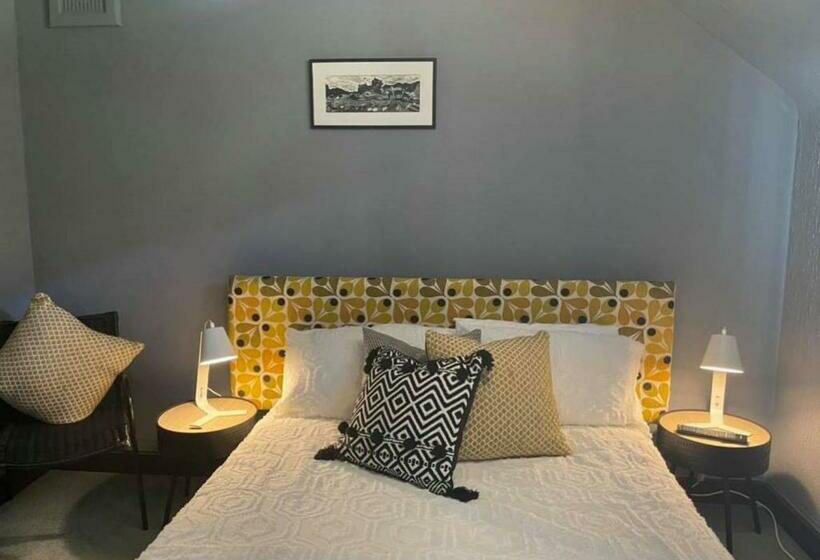 Семейный Номер, The Dornie