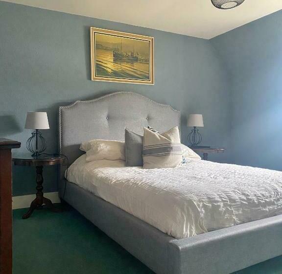 Номер Стандарт, The Dornie