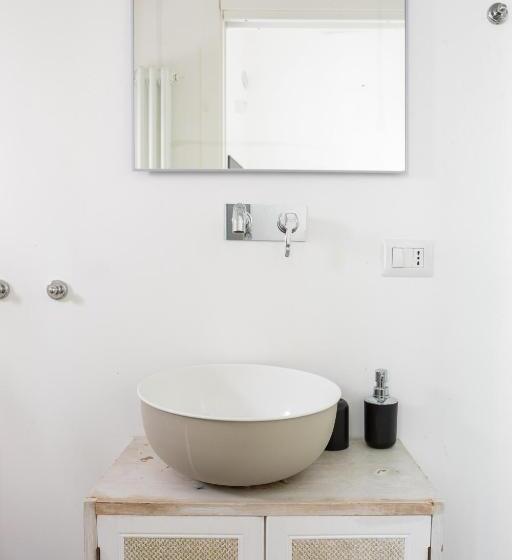 חדר סטנדרט יחיד, Bari Landlord 8 Cathedral View With Self Check In