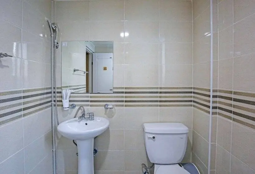 اتاق خانوادگی, Dashim Guest House