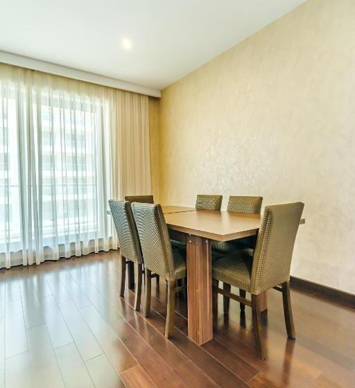 آپارتمان 1 خوابه با چشم‌انداز باغ, Port Baku Residance Family Room 710 A