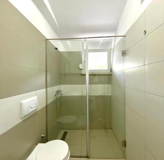 اتاق استاندارد با بالکن, The Olives Terrace Residences