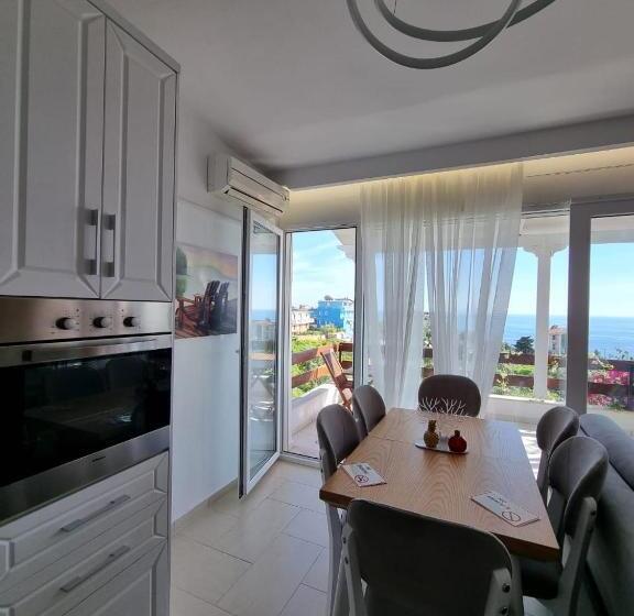 آپارتمان 1 خوابه با چشم‌انداز استخر, The Olives Terrace Residences