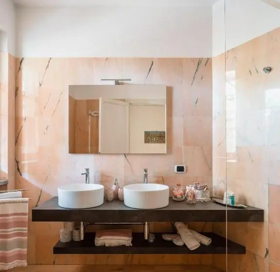 Perhehuone Puutarhanäkymä, Villa Diletta B&b
