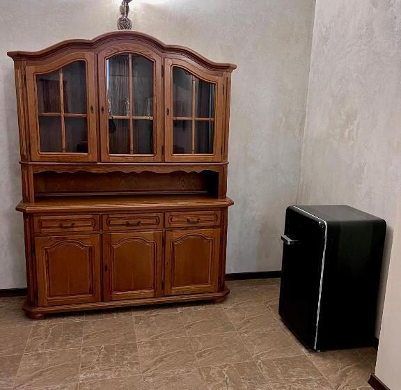 １ベッドルームのデラックスアパートメント, хотел антик