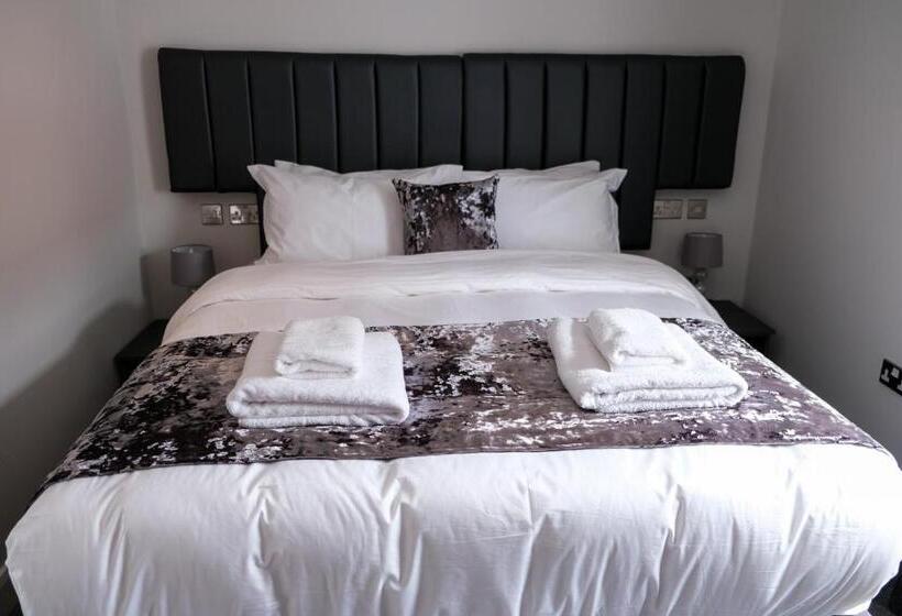 Quarto Basic, Anelli