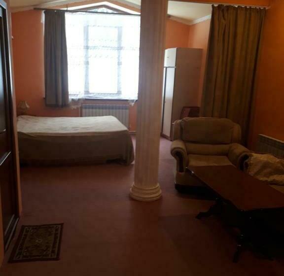 استودیوی استاندارد, Gah