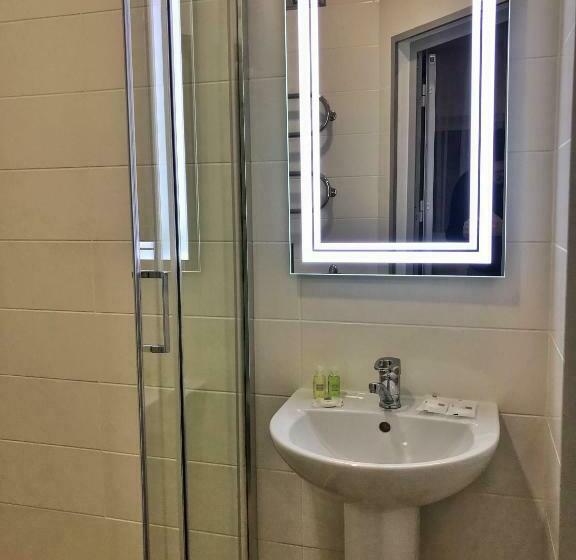 חדר אקונומי, Park