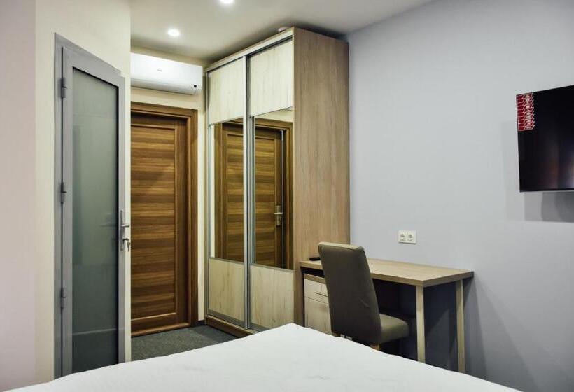 חדר סופריור, Park