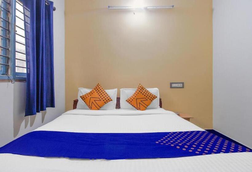 Номер Стандарт Трехместный, Spot On 77346 H K Residency