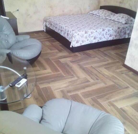 标准间, къща за гости ели