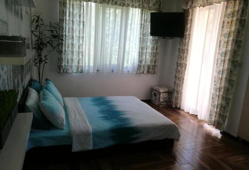 家庭工作室, къща за гости ели