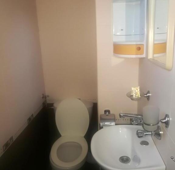 四人标准间, къща за гости ели