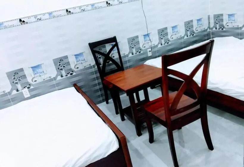 اتاق خانوادگی, Nhà Nghỉ Đế Vương