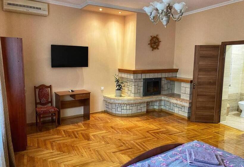 جناح, Villa Magda