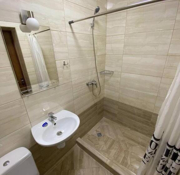 סוויטה, Villa Magda