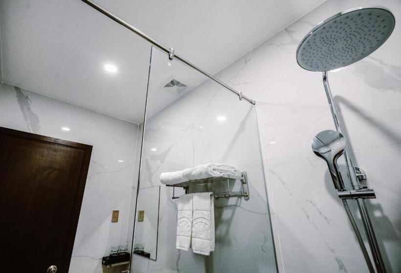 اتاق استاندارد با تخت بزرگ, Sunrise Hotel Hà Tiên