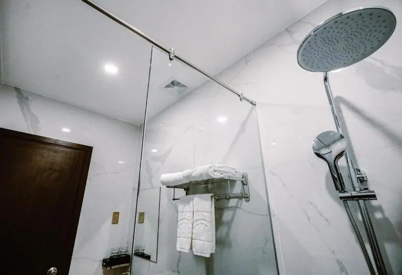 اتاق استاندارد با تخت بزرگ, Sunrise Hotel Hà Tiên
