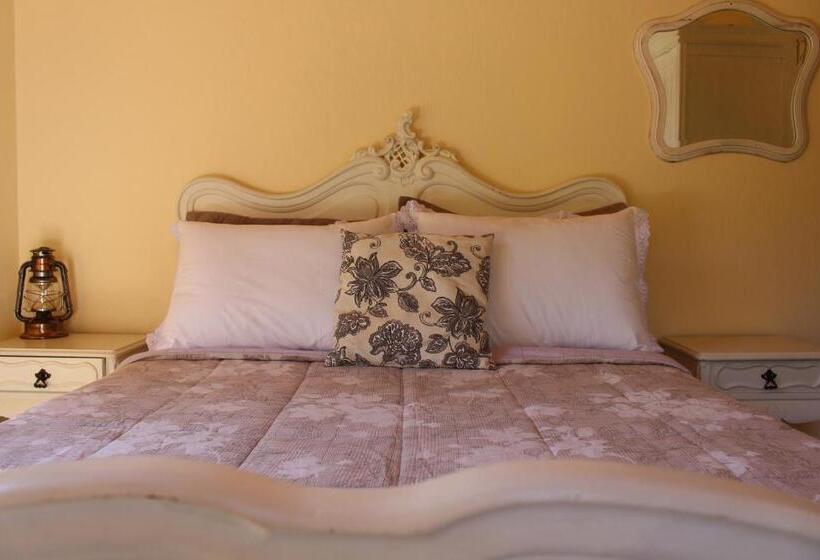 可观山景的小型套房, Pousada Vilarejo Das Oliveiras