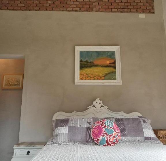 可观山景的小型套房, Pousada Vilarejo Das Oliveiras