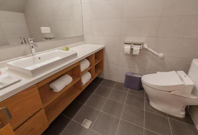 اتاق لوکس سه تخته, 金漫會館 金瓜石九份景觀民宿 Jien Mount Villas