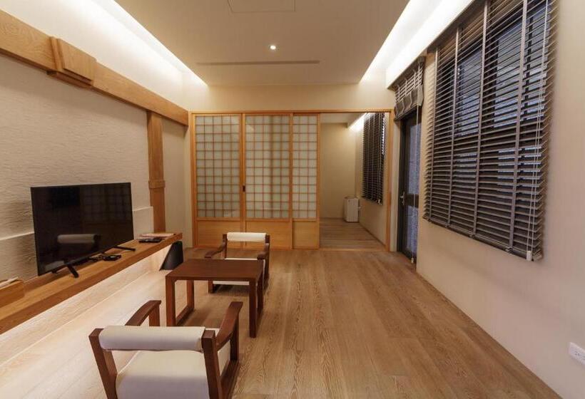 اتاق لوکس سه تخته, 金漫會館 金瓜石九份景觀民宿 Jien Mount Villas