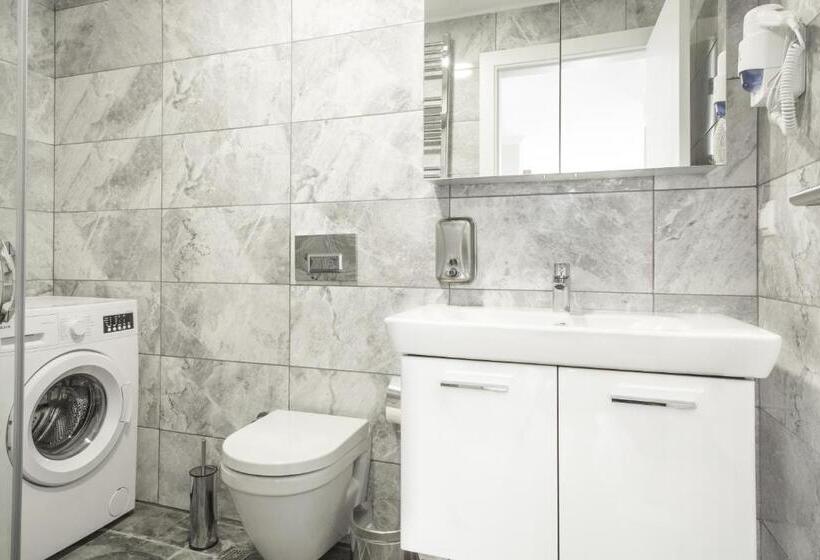 スイート（家族用）, Emin Residence