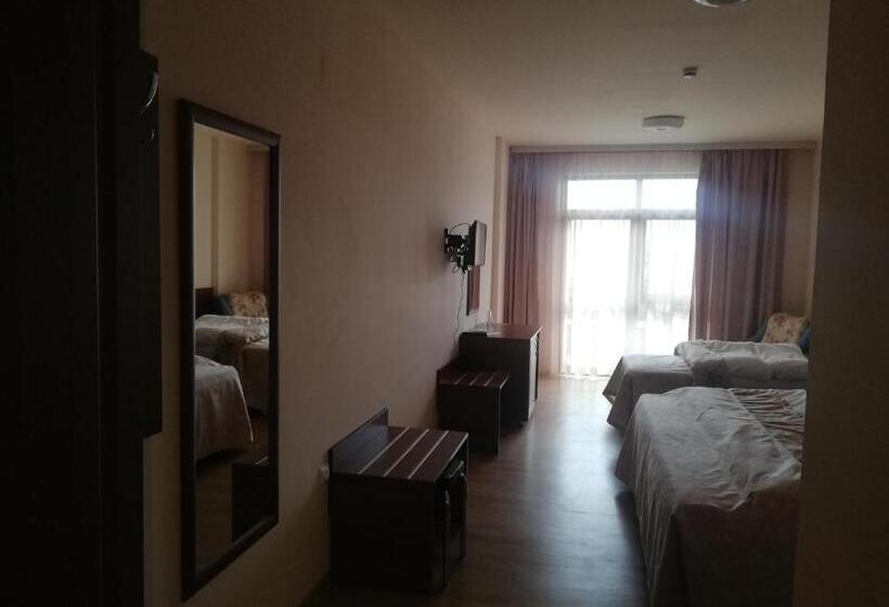 テラス付スタンダードルーム, Balneo And Spa Complex Mineral Yagoda